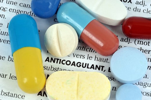 Médicaments anticoagulants : indication et risques