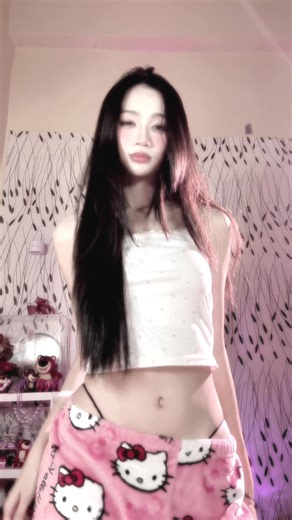 𝑩𝒆𝒍𝒍𝒂💋 (@bella._.0717) 的影片使用了 original sound - shiri_quinn