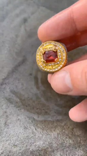 King's Ring Found on The Beach By a Pinpointer Metal Detecting #pinpointdetector #metaldetector #pinpoint #gold #jewelry | GO finder