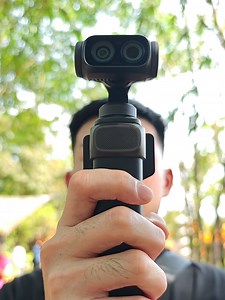 The ultimate dual-lens 8K gimbal camera is finally here. PART 83: Bamboo forest Making everything cinematic. ⚙️ Device: @insta360 Luna Ultra 🗝️ Key Features: -Leica Summicron Lens with 1