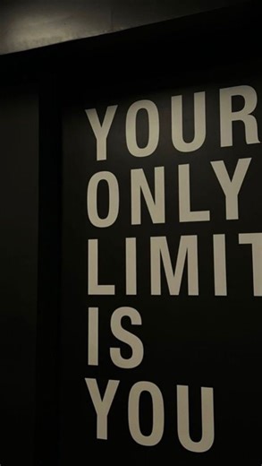 ANA|FIT on Instagram: "Se me altera la realidad 🍑 . . . . . . #gym #gymhumor #gymreels #fitness #gluteo"