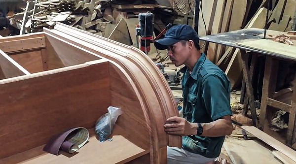 Make Expert Wood Mouldings Using a Router