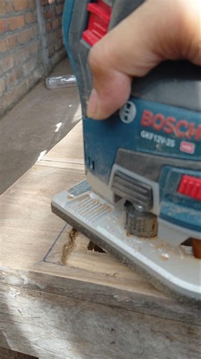 Carpenter Tips & Tricks: Easy Wood Cutting Using a Mini Router Trimmer #woodworking #wood #diy