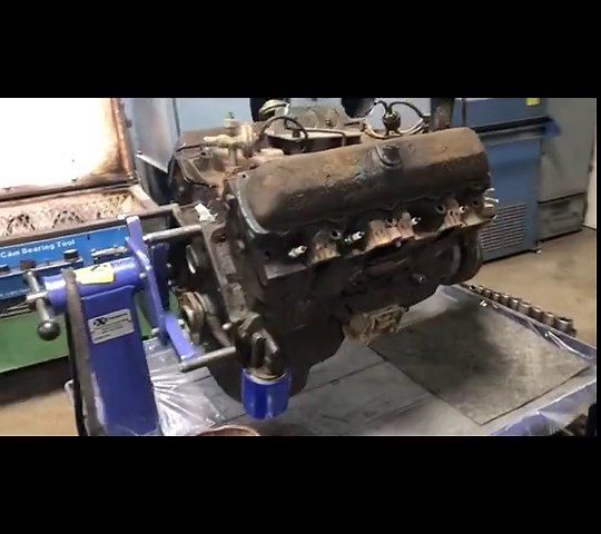 Complete rebuild of a 455 Oldsmobile engine in just a few seconds! #engine #enginebuild #oldsmobile #machineshop #transformation