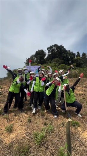 [#HECReport]​​ 🌍 Warmer moments, made together. Watch the HEC Global Volunteer Team in action through this video! 🎥 | Hyundai Engineering 현대엔지니어링