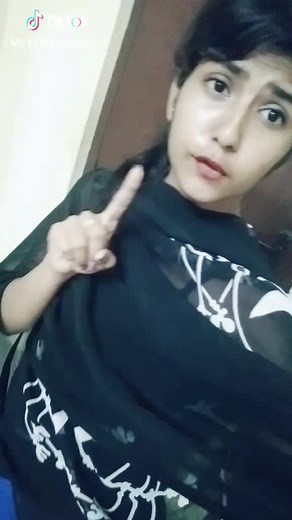 haha this song❤👅🙄