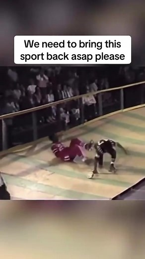 Exciting Roller Derby Action: Unbelievable Hits and Fun