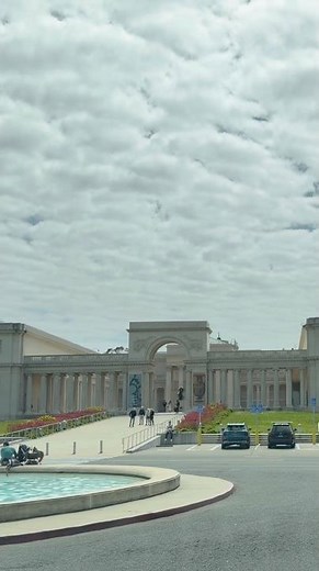 Europe or San Francisco? 🇫🇷 The stunning Legion of Honor.