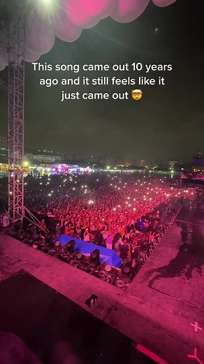 Unbelievable Crowd Reactions in Manila Concert | 10 Years Later