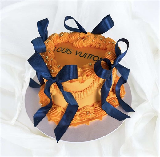 Louis Vuitton Cake Inspired by Zoe Bakes