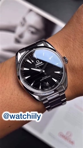 ‎ساعت مردانه|زنانه|تهران‎ on Instagram‎: "⁨ شاهکار امسال از این برند 🤩 ‎برای دریافت قیـ..ـمت لطفا كلمه ساعت رو کامـ.ـنت کنید تا از ما حمـ.ـایـت بشه😍 ‎⌚️ساعتمچی مردانه برند⌚️ ‎ ‎مشخصات محصول ‎موومنت اتوماتیک ژاپن با دو حالت شارژ کوک و حرکت دست ، ، قاب و بنداستیل ۹۰۴ آنتی آلرژیک٬ رنگ ثابت شيشه مینرال ضد خش ، ایندکس عقربه شبنما ، ضد اب 3(ATM) ‎گـ ـارانـ ـتی یکساله📝 ‎🚫ساعت های این گالری اختصاصی وارد شده و کیفیت مشابه ندارد🚫 ‌‎______«گــالــری واچيلى»______ ‌‎ارسال به سراسر ایران ‌‎پرداخت:تهران 