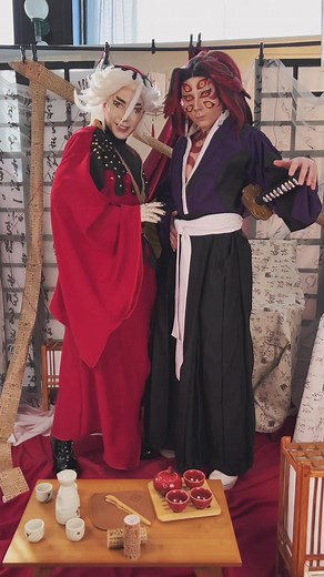 Douma y Kokushibo Cosplay - Demon Slayer Makeup