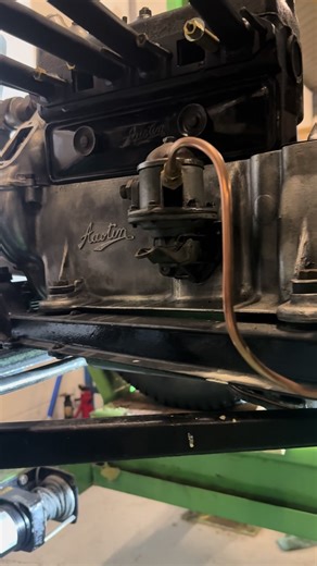 Austin seven turning over nicely. Stripped the body back to open up the engine so you can get it ready to be started up for the first time in God knows how many years. #austin #austin7 #classiccar #diy