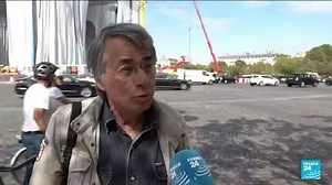 Arc de Triomphe empaqueté : l'œuvre de Christo fait déjà réagir
