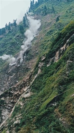 Falling stones omg #mountains #shorts #ytshorts #shortvideo