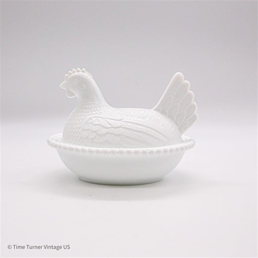 Vintage MCM Indiana Glass White Milk Glass Hen on Nest Dish | Slotted Rim Stippled Basket | Chicken Covered Candy Dish | Cottagecore Decor - Etsy