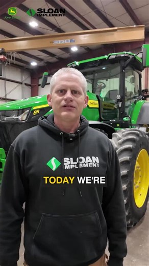 Explore the John Deere 8R 370 Tractor