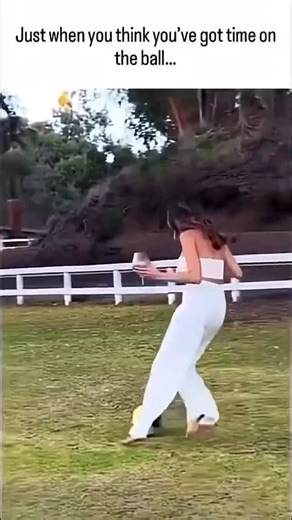 People_Like_Us . on Instagram: "#haha #funnyreels #funny #hahaha #football"