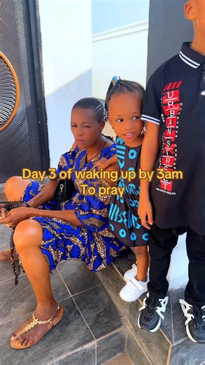 THE FOOTWEAR FACTORY (THE OIL WOMAN💦) on Instagram: "So sometime last year, something very strange happened. That day, everything felt off. My whole day was disturbed. My spirit was scattered. I was restless. Funny thing is — it was a Saturday. Sales were good. Money entered. But my spirit was not happy at all. Mr. Obi kept telling me to relax. I told him, “I’m trying, but I’m not okay. I’m pissed and I don’t even know why.” He even joked, “Maybe your ogbanje don start” 😂😂 The way I looked hi