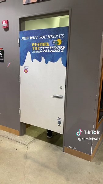 Zumiez Style Guide: Trying on Various Shorts and Jorts