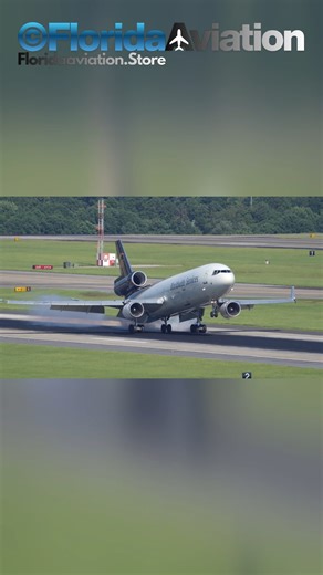7K views · 129 reactions | Bouncy Landing of Now Retired McDonnell Douglas MD-11 at Atlanta ATL Int'l Airport - Plane Spotting #mcdonnelldouglas #upsairplanes #atlantaairport #aviation #aviationvideo #Planes #planespotting #planespotter #airplanes #airplanespotting #airplanespotter #aviationlovers #airplanelandings #AirplaneTakeoffs #aviationvideography | Florida Aviation | Facebook