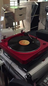 Audio-Technica AT-LP60 Stereo Turntable Fully automatic belt-drive turntable May be connected directly to computer, home stereo, powered speakers and other components that have no dedicated turntable input Their price: P12,799 Our price: P3,500 | Shop and Save Australian Surplus