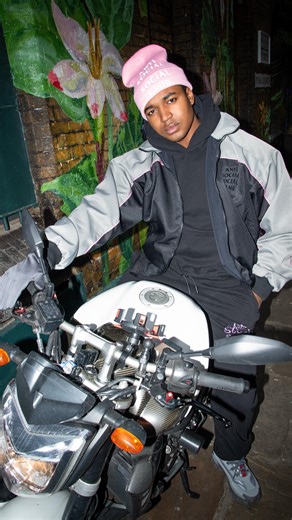 Issac Ryan Brown🧩 on Instagram: "wrapping this up now. album almost ready. how we feeling? #isaacryanbrown #newmusiccomingsoon #albummode #behindthescenes #sixseven"