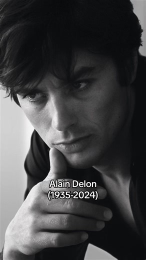 Alain Delon: Un Étoile Du Cinéma Français