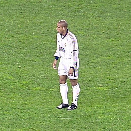 Roberto Carlos Power Shooting Compilation