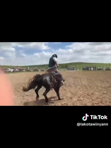 Wakinyan Conroy Sticking it out 🔥🤠🐴⚡️⛈️🤙 #bronc #broncrider #Lakotacowboy #Lakotahorseman #Lakota #rodeo #