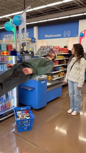 Self checkout