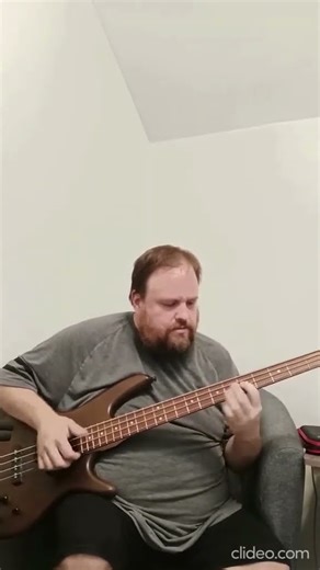 Funky Friday #slapbass #music #bass #solobass