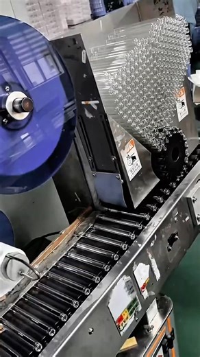 Glass Bottle Feeding Work Tool Using Bottle Unscrambler Machine #worktool