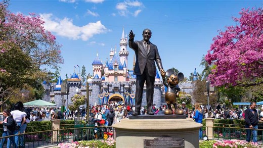 Disneyland expansion project gets key approval