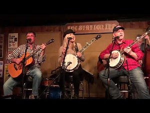 Banjos, Carl Jackson, Ashley Campbell, Larry Cordle, "Can't Ya Hear Me Callin!" At the Station Inn