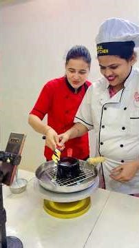 Tiger print OMG 😱 Are you also scared? #cake #viral #viral #trending