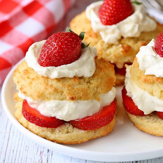 Keto Strawberry Shortcake Recipe - Healthy Recipes Blog