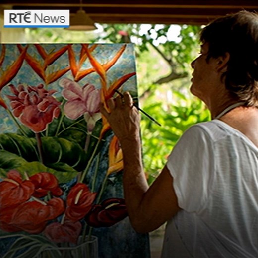 🖐️✍️ Scientists have proved for the first time that left-handedness can be found in DNA. New research has also found that the brains of left-handed people develop differently in the womb, and make them better at verbal skills. | RTÉ News