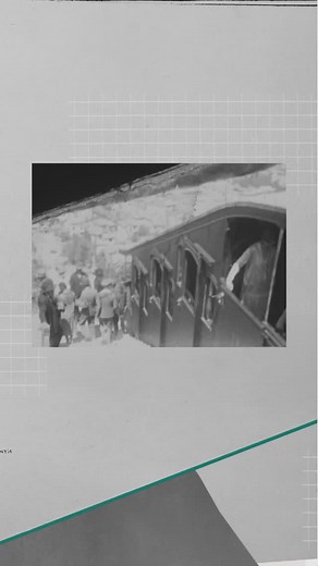 Historia en Movimiento: Así era un paseo en el Funicular al Zoológico en 1929 🚠 Hace casi 100 años, un paseo en el Funicular de Santiago era una verdadera aventura. ✨ Desde su inauguración en 1925, este icónico medio de transporte conectaba a las personas con la cumbre del Cerro San Cristóbal y con uno de los lugares favoritos del Parque Metropolitano: el Zoológico Nacional. 🏞️🐾 Familias enteras y visitantes curiosos subían al funicular para disfrutar de las espectaculares vistas de Santiago 