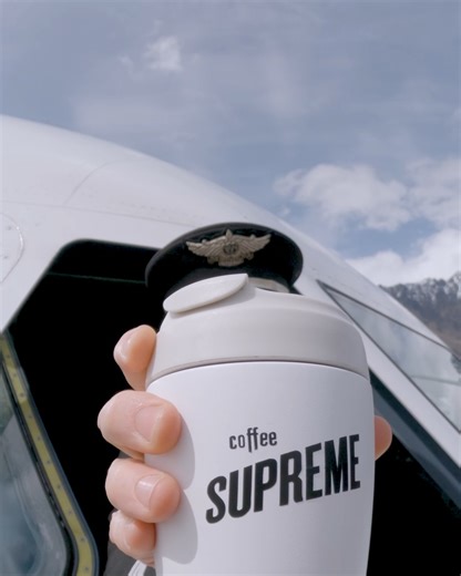 Drive-thru? ❌ Fly-thru ✅ Yep, we did that… Serving Coffee Supreme at our ‘Fly Thru’ coffee stop 😎, taking off in Premium cabins and Air New Zealand lounges, with Economy cabins and our domestic network joining later this year. ☕✈️ | Air New Zealand