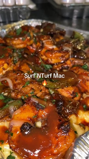 Gifted Hands on Instagram: "Tonight’s shenanigans!! Another banger ❗️ #Surf’NTurfMac 🔥🔥🤤🤤😮‍💨😮‍💨 Availability will be Saturday 1/11 flyer available tomorrow!! Pre orders only"