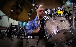 Primus drummer Tim Alexander suffers heart attack