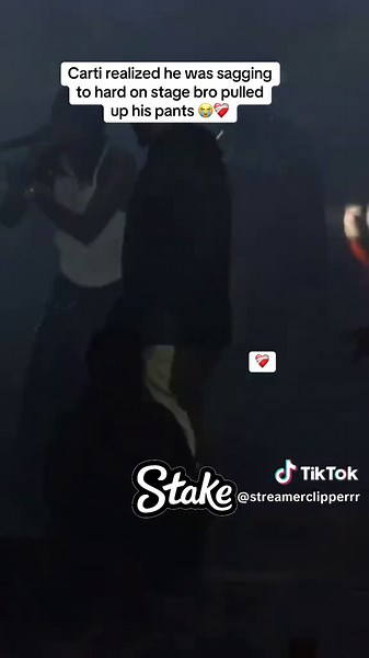 Carti Pulls Up His Pants on Stage at Rolling Loud