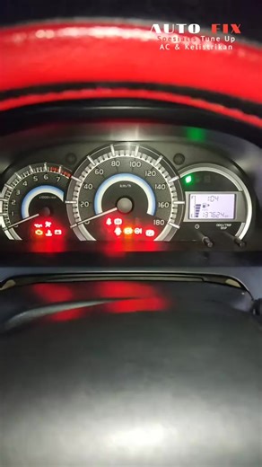 treatment TUNE UP menyeluruh meliputi pembersihan permukaan piston(gurah mesin) pembersihan injekor pembersihan trothel pembersihan katalik pembersihan ISC ( sensor udara ) pembersihan intake penyetelan celah busi pembersihan saringan udara reset ECU #tuneupmakassar #makassartiktokers #bengkelmakassar