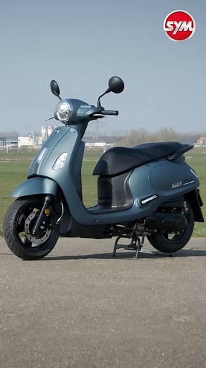 SYM Classic 125 Sport (also known as Fiddle III overseas) is an ideal choice for beginners! Thanks to its ‘Anti-lift Engine Hanger System’ and lower fuel tank, it offers enhanced stability to the rider ⚖️ And with a competitive ride away price of $5,390, a full year's rego, and a 4-year warranty, it's a purchase you can feel confident about 😌 😎 Discover the 4 striking colours available at our showroom at 150 Parramatta Rd, Stanmore! Can't make it? Get a sneak peek online at scooteria.com.au/pr