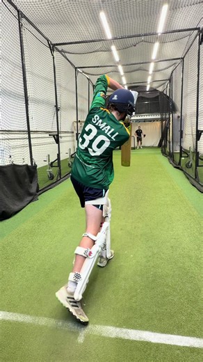 Ollie on the grind in a recent 1-1 with @lcoach Callum ahead of his trip to Australia this winter 🔥 Looking solid 🤌 Hit the link in our bio to level up your cricket with NET 📈 📍NET Battersea - 655 & 656 Portslade Road, London, SW83DH