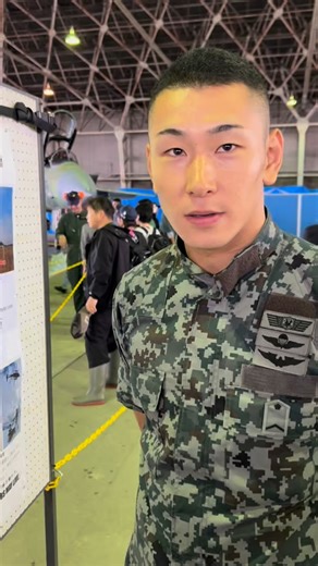 毛利 裕大 on Instagram: "Pararescue Jumperをご存知ですか？？ 山、海、空のスペシャリストです。 ドラマで有名になりましたね！ 最初は何の事を言ってんの？？ 救難員〈メディック〉やん！って思ってたら Pararescue Jumperとも言うらしいです。 今回は小松基地で勤務しているメディックに メディックを目指した理由を聞いてきました！ 熱い思いをもった隊員でした！ 髪型もTHE自衛官！！ #自衛隊 #航空自衛隊 #航空救難団 #pj #pararescue #jumper #スペシャリスト #山 #海 #空"