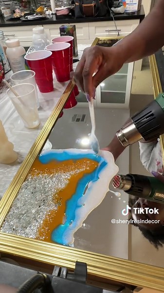 Epoxy mirror #mirror #epoxyresin #resin #resinart #resinpour #epoxyart #craft #epoxypour #usa#florida #resineepoxyresinart #DoritosTriangleTryout