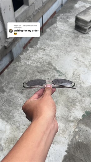 Small Frame Photochromic and Antiradiation Eyeglasses