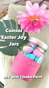 14 reactions | This trio of ombré vases is made with 1L Consol Jars...